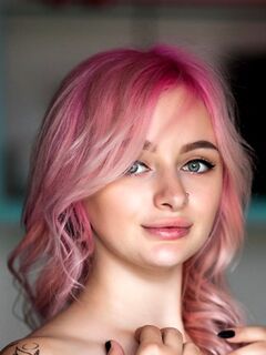 Leah Meow